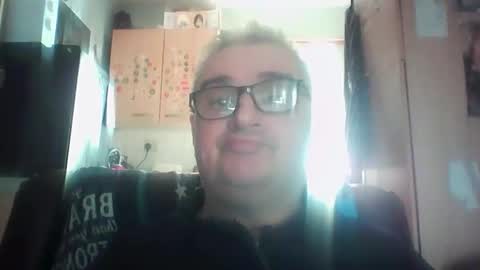 lee online show from April 12, 12:50 pm