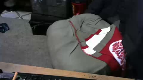 Snapshot of chefy999 chatting on October 14, 10:22 am chefy online show from October 14, 10:22 am