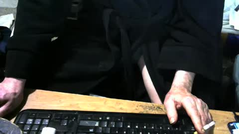 Snapshot of chefy999 chatting on March 10, 8:50 am chefy online show from March 10, 8:50 am