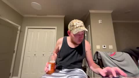 chevycamaro1978 online show from January 17, 6:36 am