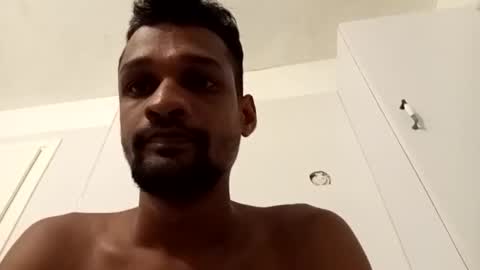 Snapshot of choccoball9898 chatting on October 31, 7:39 pm choccoball9898 online show from October 31, 7:39 pm