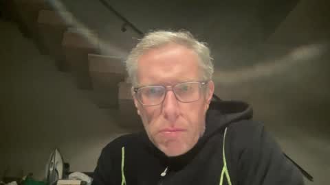 choupipat1 online show from March 2, 9:30 pm