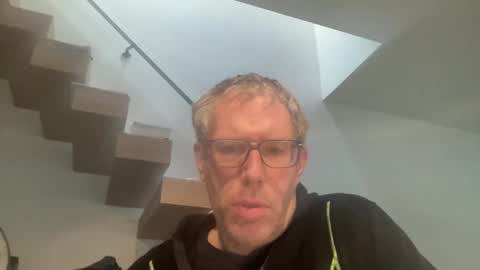 choupipat1 online show from March 3, 7:39 am