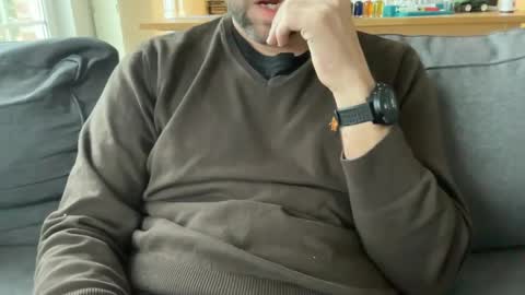 chris13abcd online show from January 2, 9:00 am