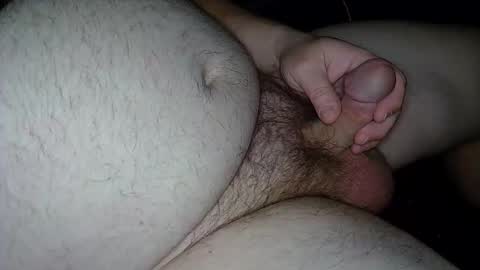 chris_loves_to_please online show from December 18, 8:32 am