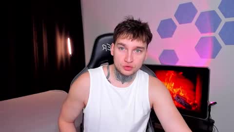 Chris Tyson online show from December 21, 12:46 pm