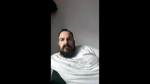 chris  ole online show from January 11, 9:02 am