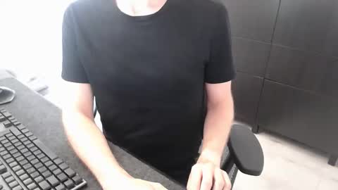 Chris online show from September 18, 8:16 am