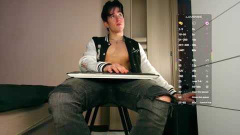 UPVOTE ME ------  ILL DO SOMETHING FOR FREE online show from January 7, 4:50 am