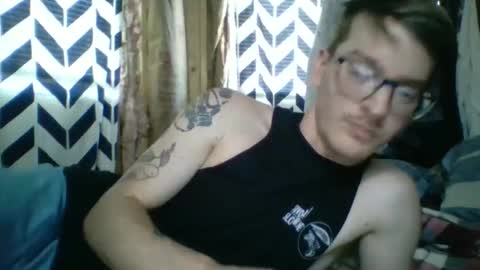 chrisvibess online show from April 3, 8:16 pm