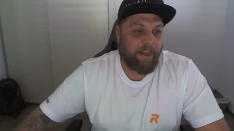 Chrizz online show from February 28, 1:25 pm