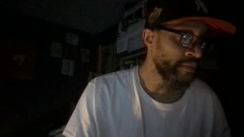 Vinny.D online show from March 2, 2:55 am