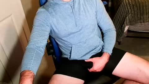 chuck online show from November 1, 3:32 am