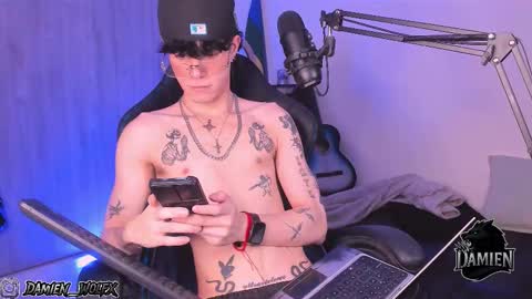 David     Independent Model online show from September 28, 2:09 am