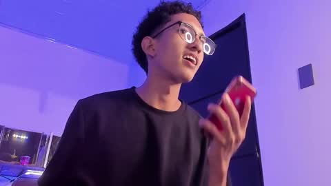 cj_davis1 online show from November 30, 5:20 am