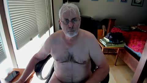 cloudalert62 online show from September 24, 9:35 pm