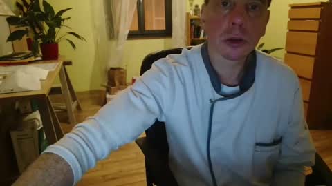 clouplefun online show from December 4, 5:49 am