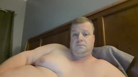 cmachen online show from February 1, 12:51 am