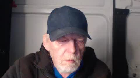 Snapshot of cockreadynow4u chatting on October 5, 7:45 am cockreadynow4u online show from October 5, 7:45 am