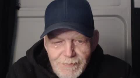 Snapshot of cockreadynow4u chatting on February 5, 6:02 am cockreadynow4u online show from February 5, 6:02 am