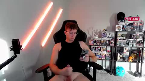 codyt1016 online show from November 3, 4:42 pm