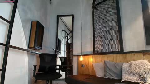 ColeThunder online show from December 13, 4:49 pm