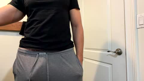 Mikey online show from October 11, 4:38 am