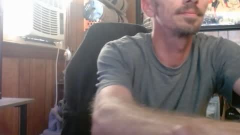 Nelson or ComicKing and sometime Peachy143 online show from April 20, 10:01 pm