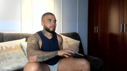 DaveMonsalve online show from December 13, 12:42 am