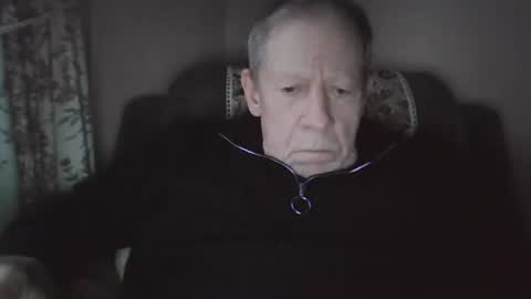 courieral1 online show from December 4, 3:08 pm