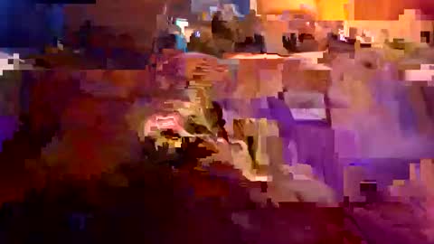 Snapshot of creameatr chatting on October 20, 12:42 pm creameatr online show from October 20, 12:42 pm