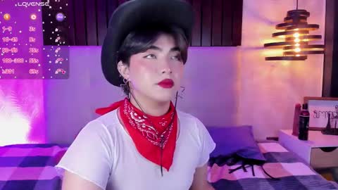 Snapshot of creamy_angelo chatting on October 22, 11:30 pm creamy_angelo online show from October 22, 11:30 pm