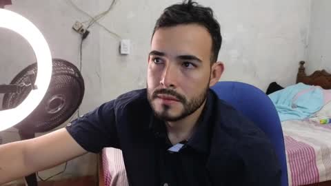 Snapshot of cris_simons chatting on January 18, 3:46 am cris_simons online show from January 18, 3:46 am