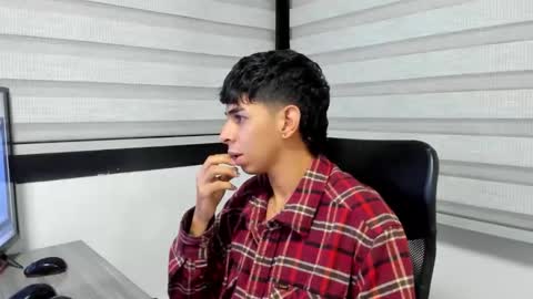 cristhian online show from October 2, 5:55 am