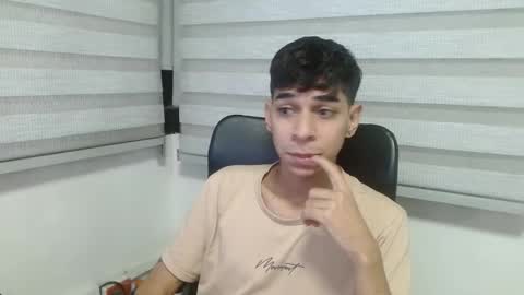 cristhian online show from September 26, 5:27 am