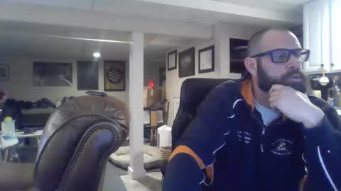 billybasement online show from December 3, 2:28 am