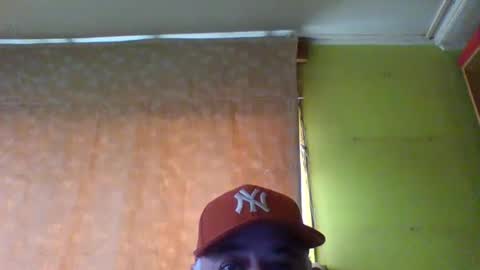 crmperez online show from December 14, 9:22 pm