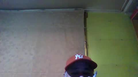 crmperez online show from March 1, 10:09 pm