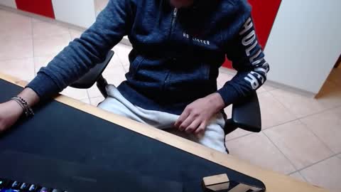 crocken_bisc online show from March 10, 4:35 pm