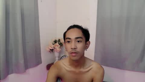 crocodale online show from September 18, 2:46 am