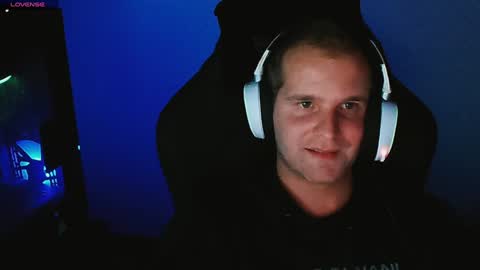 Anderson online show from December 4, 1:36 am