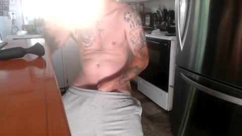 just a gaming nerd online show from April 16, 2:11 am