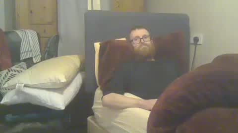 chris online show from February 10, 12:04 am