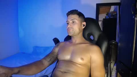 cummerlatino online show from December 7, 10:56 am