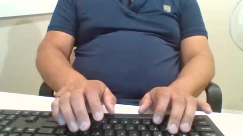 Carl online show from January 10, 2:02 pm