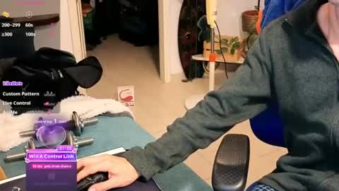 curiousgenie online show from April 19, 10:12 pm