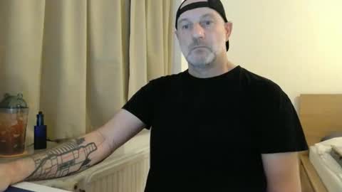 Curman85 online show from October 18, 10:26 pm