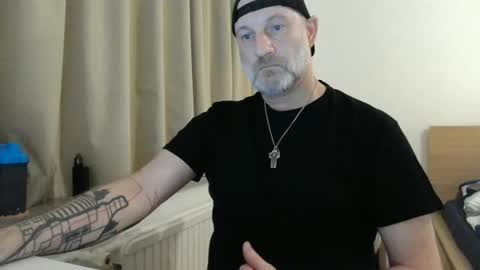 Curman85 online show from March 6, 11:42 pm