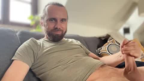 Snapshot of d0n_gi0vanni chatting on February 25, 2:33 pm d0n_gi0vanni online show from February 25, 2:33 pm