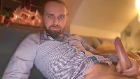 Snapshot of d0n_gi0vanni chatting on December 28, 7:22 pm d0n_gi0vanni online show from December 28, 7:22 pm